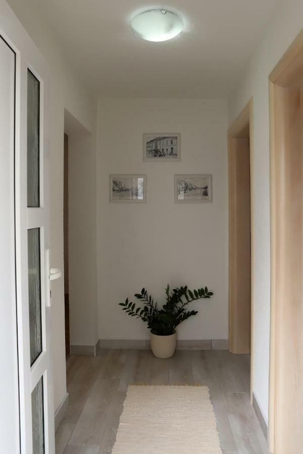 Apartman Sofia Otocac Luaran gambar