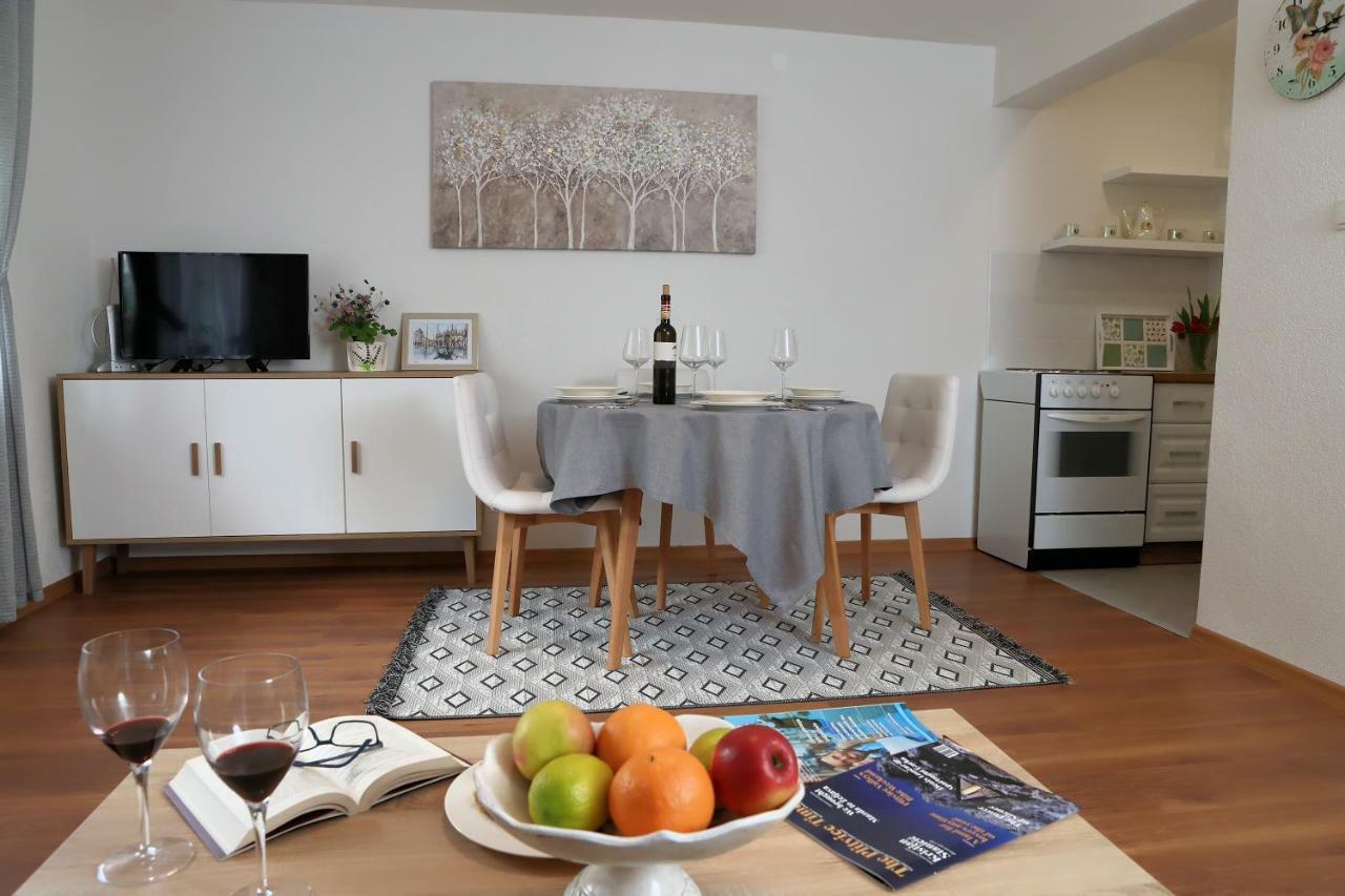 Apartman Sofia Otocac Luaran gambar